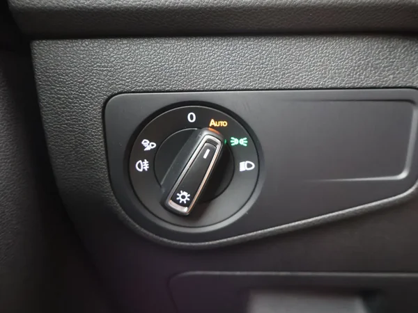 Volkswagen Tiguan (2022) — foto 18 van 27