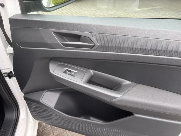 VOLKSWAGEN Caddy Maxi Dsl (2025) — foto 9 van 24