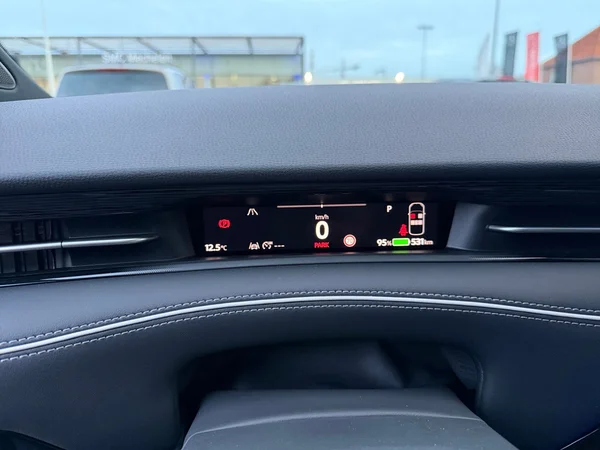 VOLKSWAGEN ID.7 Tourer (2025) — foto 11 van 23