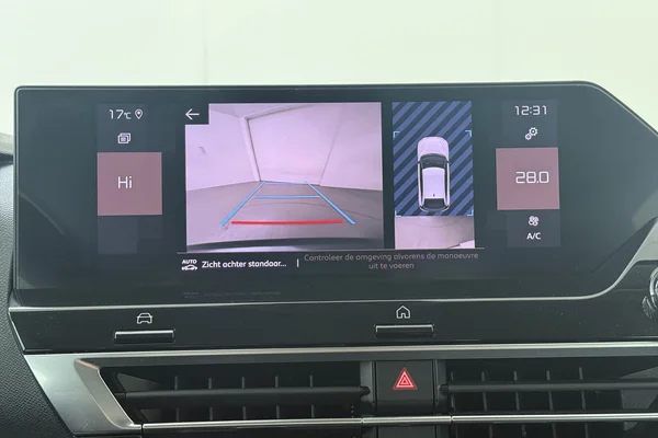Citroen C4 (2022) — foto 7 van 22