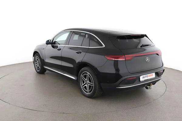 Mercedes-Benz Eqc (2021) — foto 10 van 16