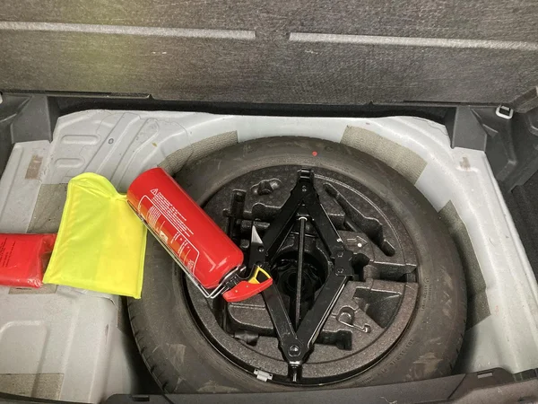 VOLKSWAGEN T-Cross (2020) — foto 21 van 35