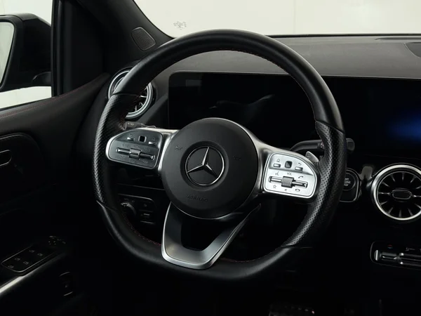 MERCEDES B 250 (2022) — foto 14 van 32
