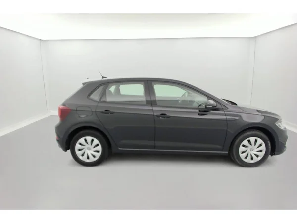 VOLKSWAGEN Polo (2022) — foto 34 van 36