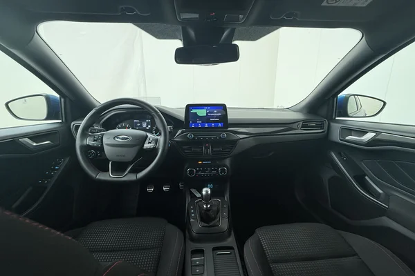 Ford Focus (2021) — foto 16 van 16