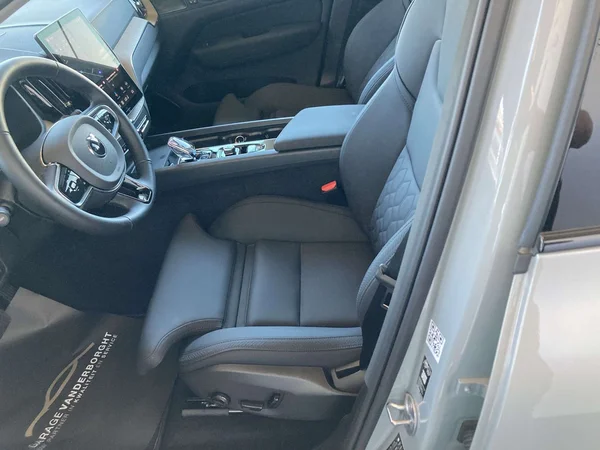 Volvo XC60 (2026) — foto 4 van 22