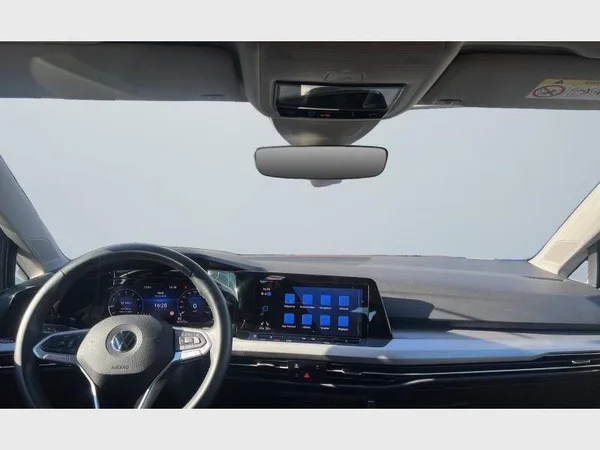 Volkswagen Golf VIII (2021) — foto 2 van 25