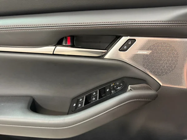 Mazda 3 (2022) — foto 10 van 29