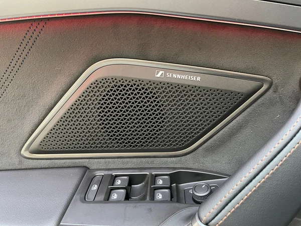 CUPRA Formentor e-Hybrid (PHEV) (2025) — foto 8 van 16