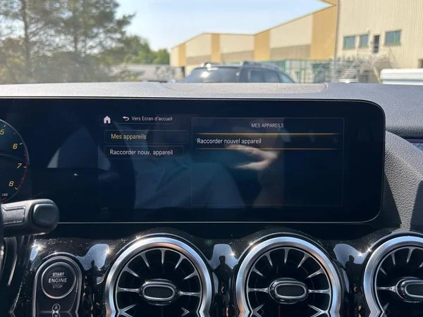 MERCEDES-BENZ GLA (H247) (2022) — foto 9 van 31