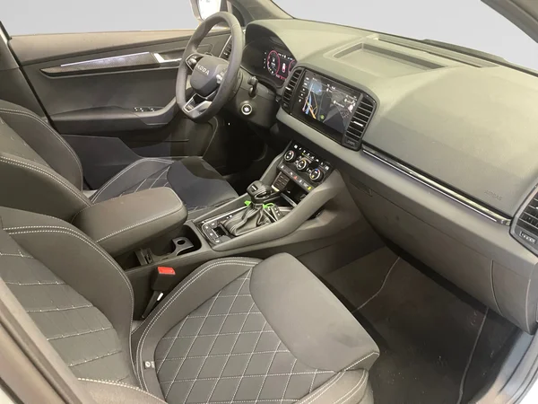 SKODA Karoq (2026) — foto 3 van 20