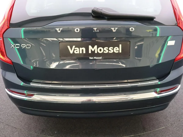 Volvo XC90 (2024) — foto 16 van 27