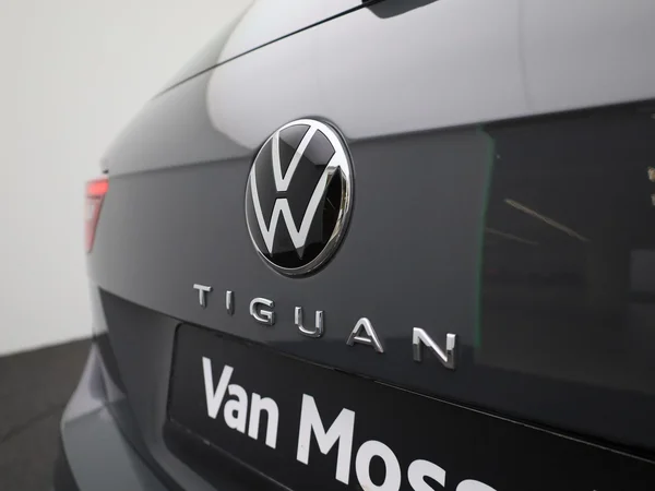 Volkswagen Tiguan (2022) — foto 24 van 36
