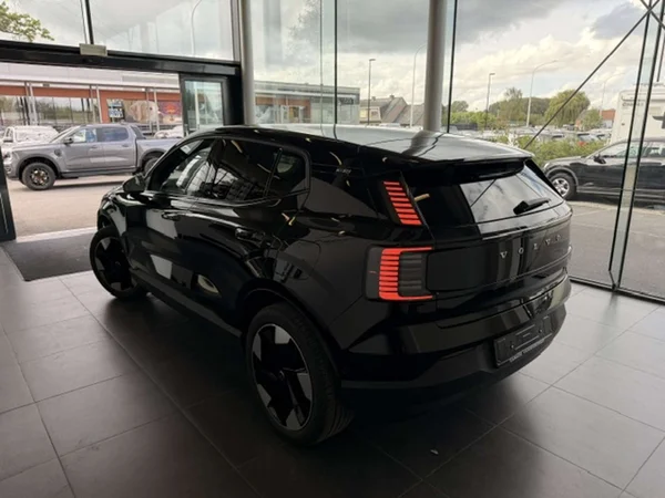 Volvo EX30 (2024) — foto 17 van 22