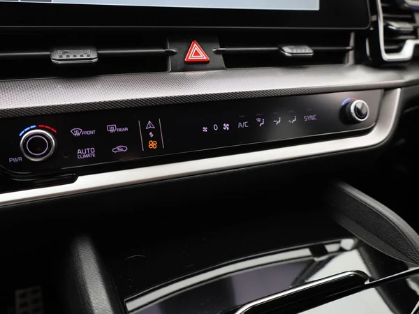 Kia Sportage (2023) — foto 20 van 48