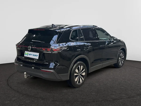 VOLKSWAGEN Tiguan (2026) — foto 8 van 15