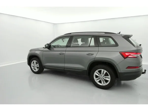 SKODA Kodiaq (2022) — foto 33 van 36