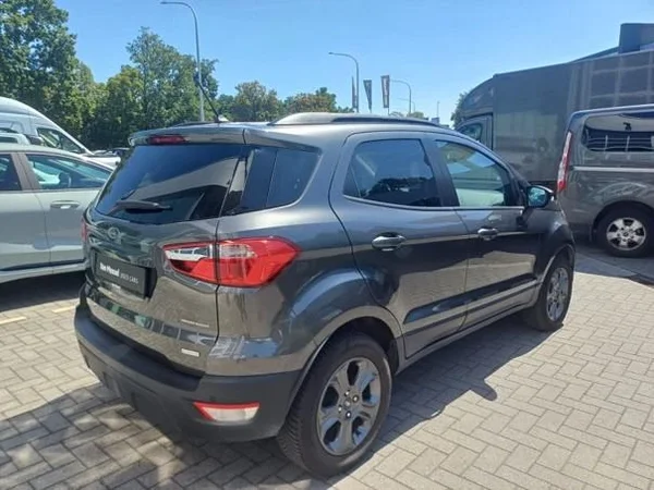 Ford EcoSport (2018) — foto 19 van 24
