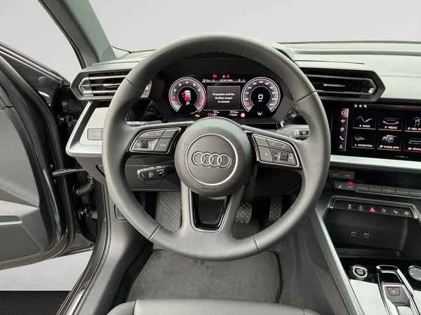 AUDI A3 Sportback (2024) — foto 3 van 16