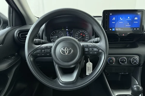 Toyota Yaris (2024) — foto 2 van 17