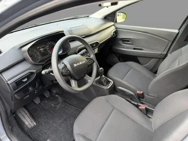 Dacia Sandero (2024) — foto 14 van 15