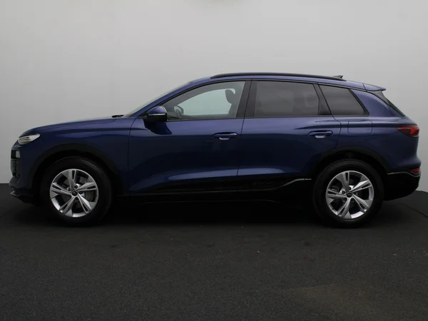 AUDI Q6 e-tron (2025) — foto 23 van 25