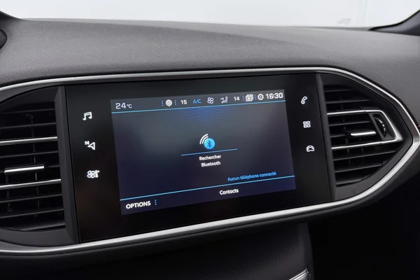 Peugeot 308 (2020) — foto 2 van 29