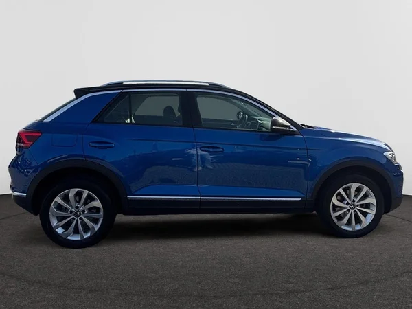 VOLKSWAGEN T-Roc (2024) — foto 16 van 20