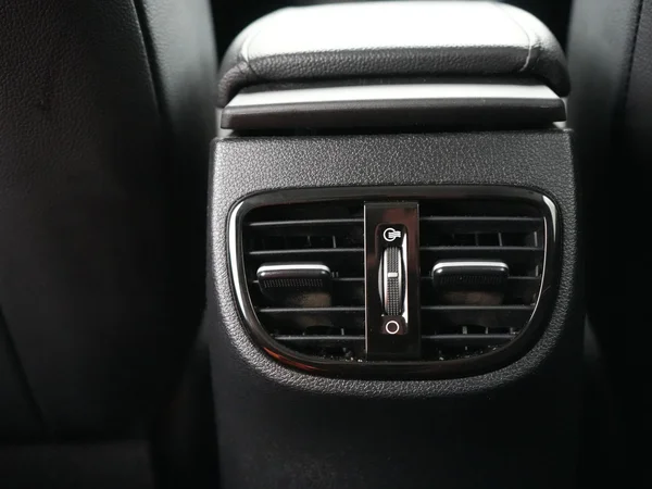 Kia XCeed (2024) — foto 11 van 31
