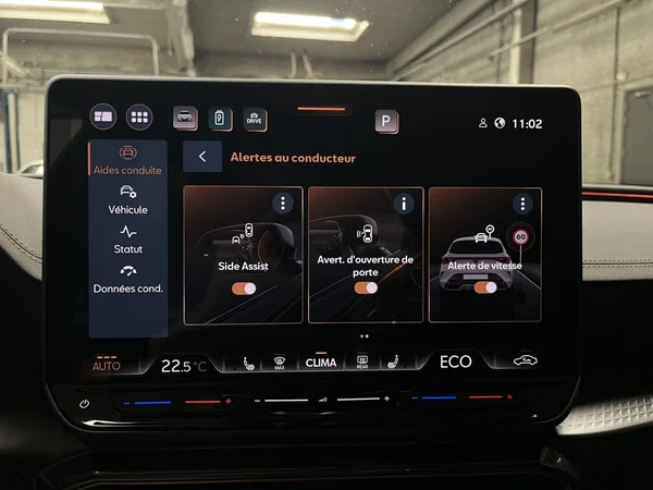 CUPRA Leon (2024) — foto 8 van 22