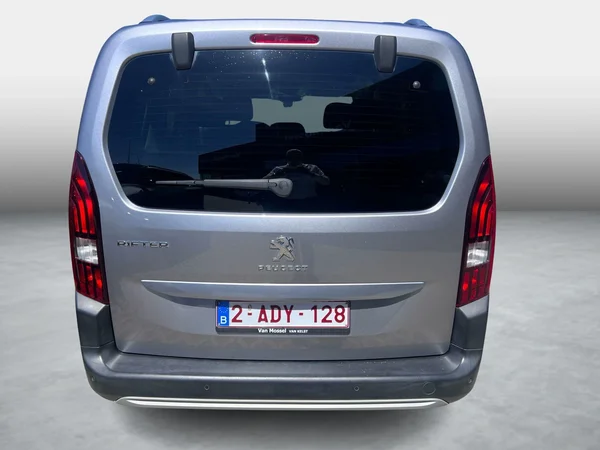 Peugeot Rifter (2021) — foto 11 van 15