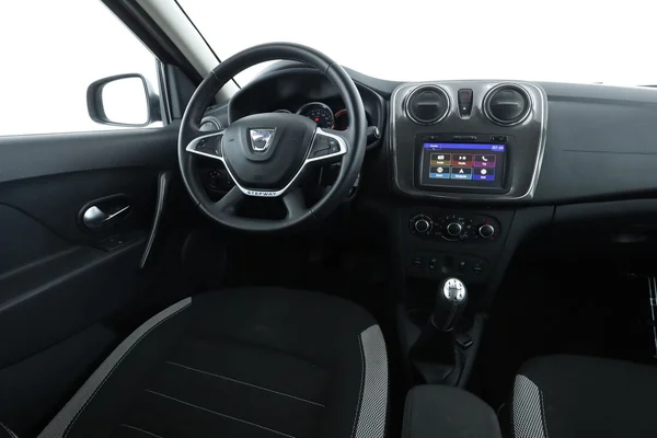 Dacia Sandero (2017) — foto 4 van 16
