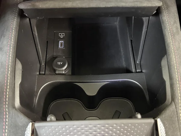 DS DS 4 (2022) — foto 7 van 31
