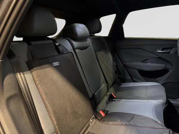 AUDI Q3 SUV e-hybrid (PHEV) (2025) — foto 14 van 24