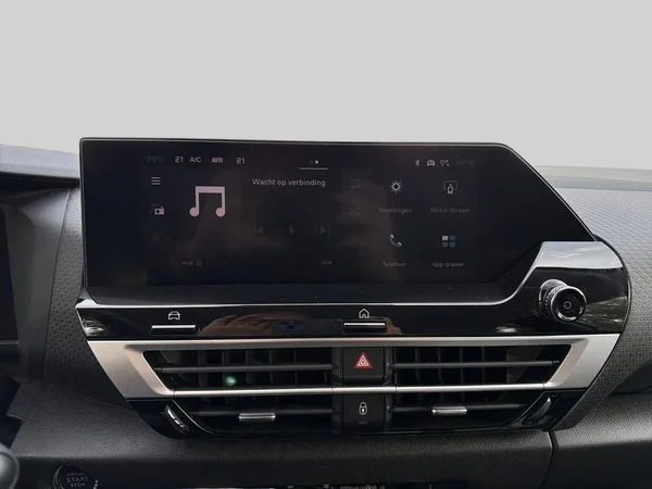 Citroën C4 (2025) — foto 3 van 15