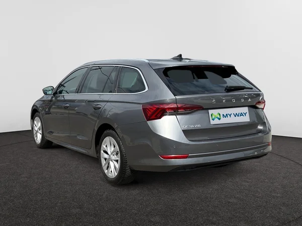 SKODA Octavia Combi (2023) — foto 7 van 14