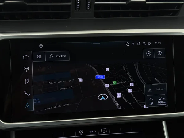 AUDI A6 (2021) — foto 10 van 32