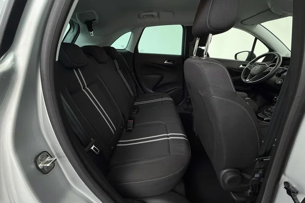 Opel Crossland (2023) — foto 4 van 25
