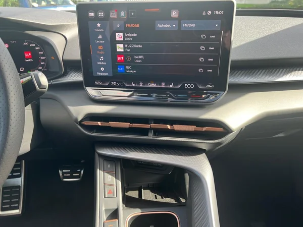 CUPRA Terramar e-Hybrid (PHEV) (2026) — foto 17 van 17