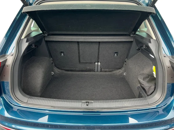 VOLKSWAGEN Tiguan (2022) — foto 14 van 24