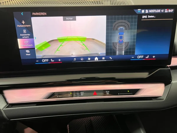 BMW i5 (2024) — foto 16 van 29