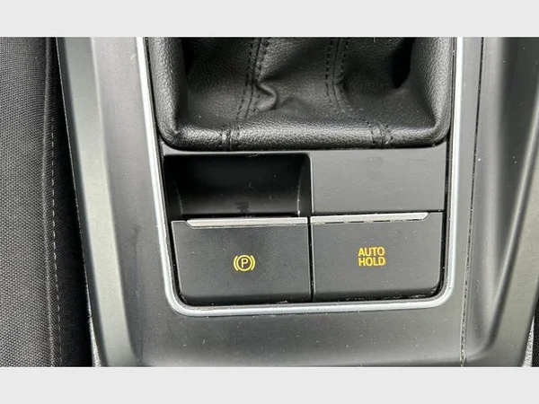 Volkswagen Golf VIII (2023) — foto 26 van 33