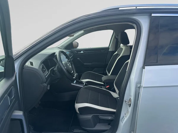 VOLKSWAGEN T-Roc (2021) — foto 24 van 24