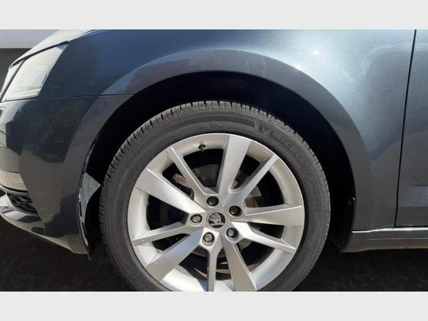 Skoda Octavia (2017) — foto 19 van 20