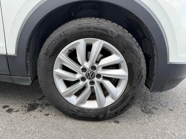 VOLKSWAGEN T-Cross (2021) — foto 17 van 24