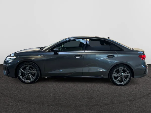AUDI A3 Sedan (2024) — foto 13 van 20