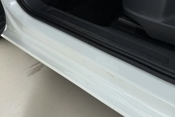 Volkswagen Touran (2020) — foto 16 van 31