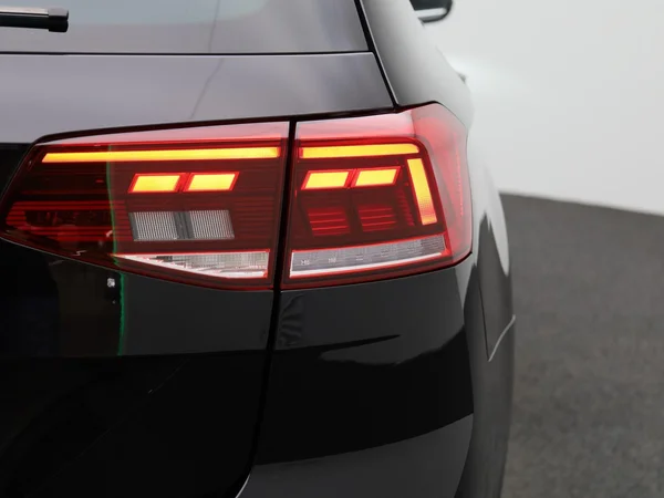 Volkswagen Passat (2023) — foto 32 van 42