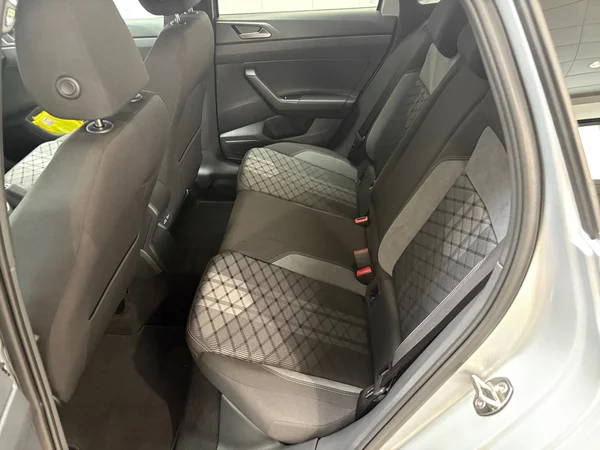 VOLKSWAGEN Taigo (2025) — foto 5 van 15