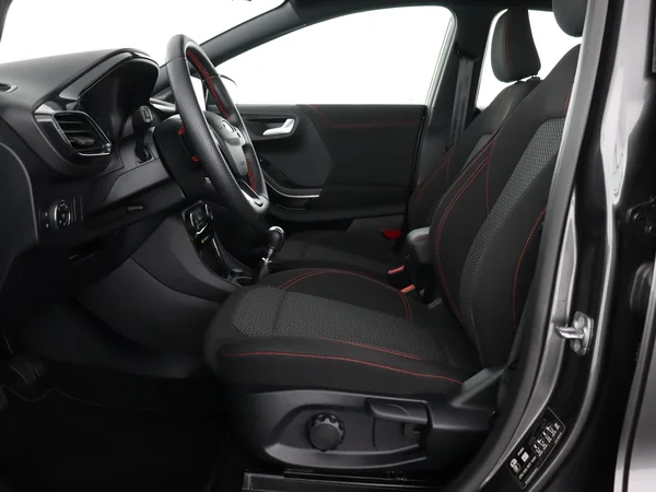 FORD Puma (2023) — foto 2 van 28